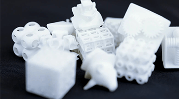 Selective Laser Sintering (SLS)